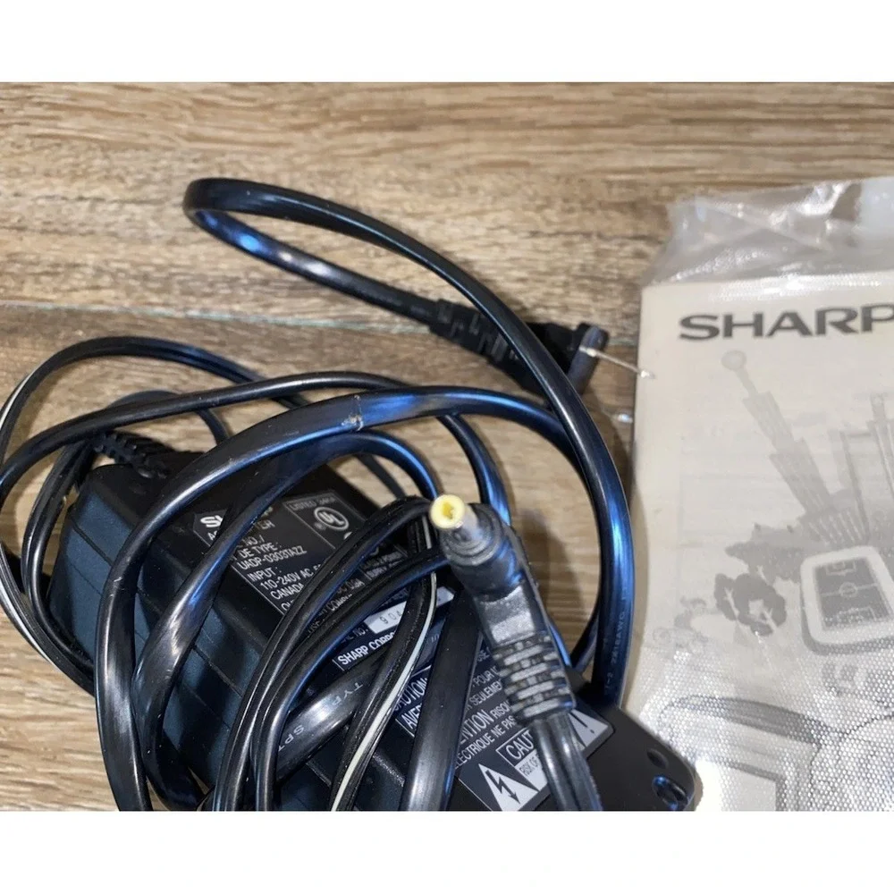 Genuine Sharp UADP-0303TAZZ Camcorder 9V / 0.9A AC Power Adapter Brick Plug OEM